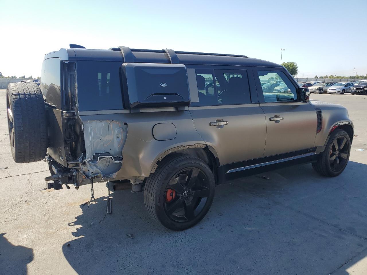 2023 Land Rover Defender 130 X brown null gas SALEXFEU2P2233921 photo #4