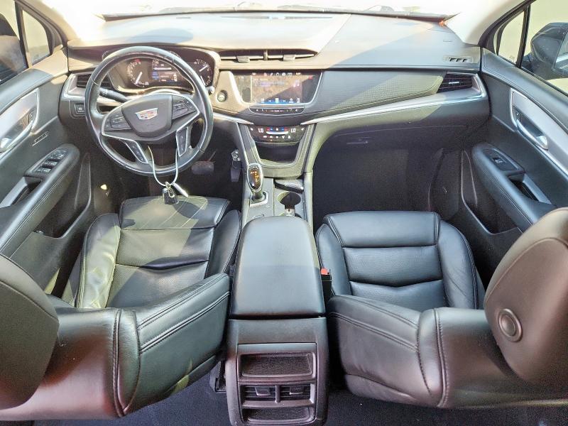  CADILLAC XT5 2017 Czarny