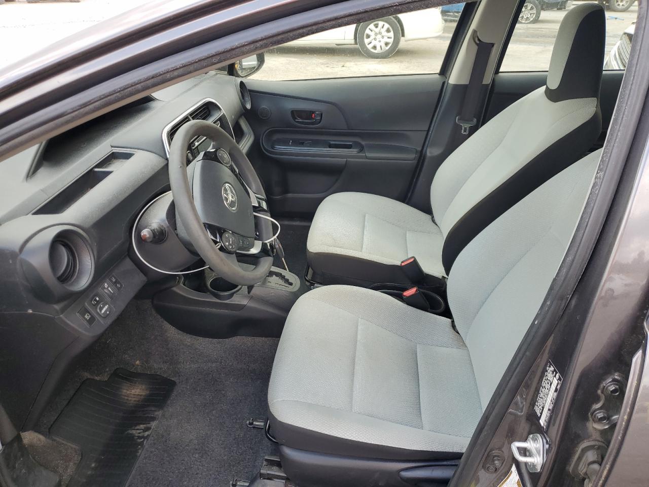 2018 Toyota Prius C VIN: JTDKDTB33J1601579 Lot: 67804475