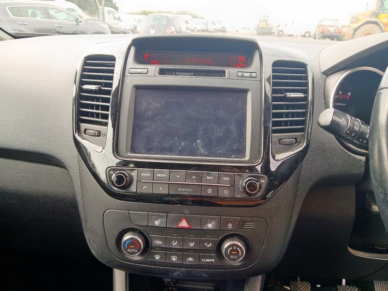 2015 KIA VENGA 3