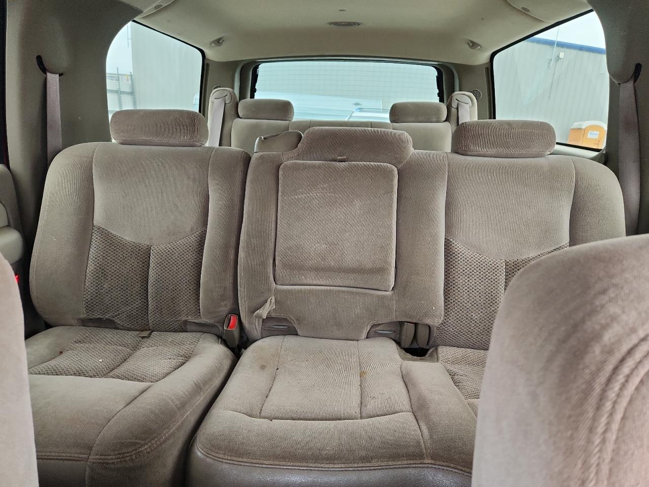 2003 Chevrolet Suburban C1500 VIN: 1GNEC16Z43J265664 Lot: 69580165