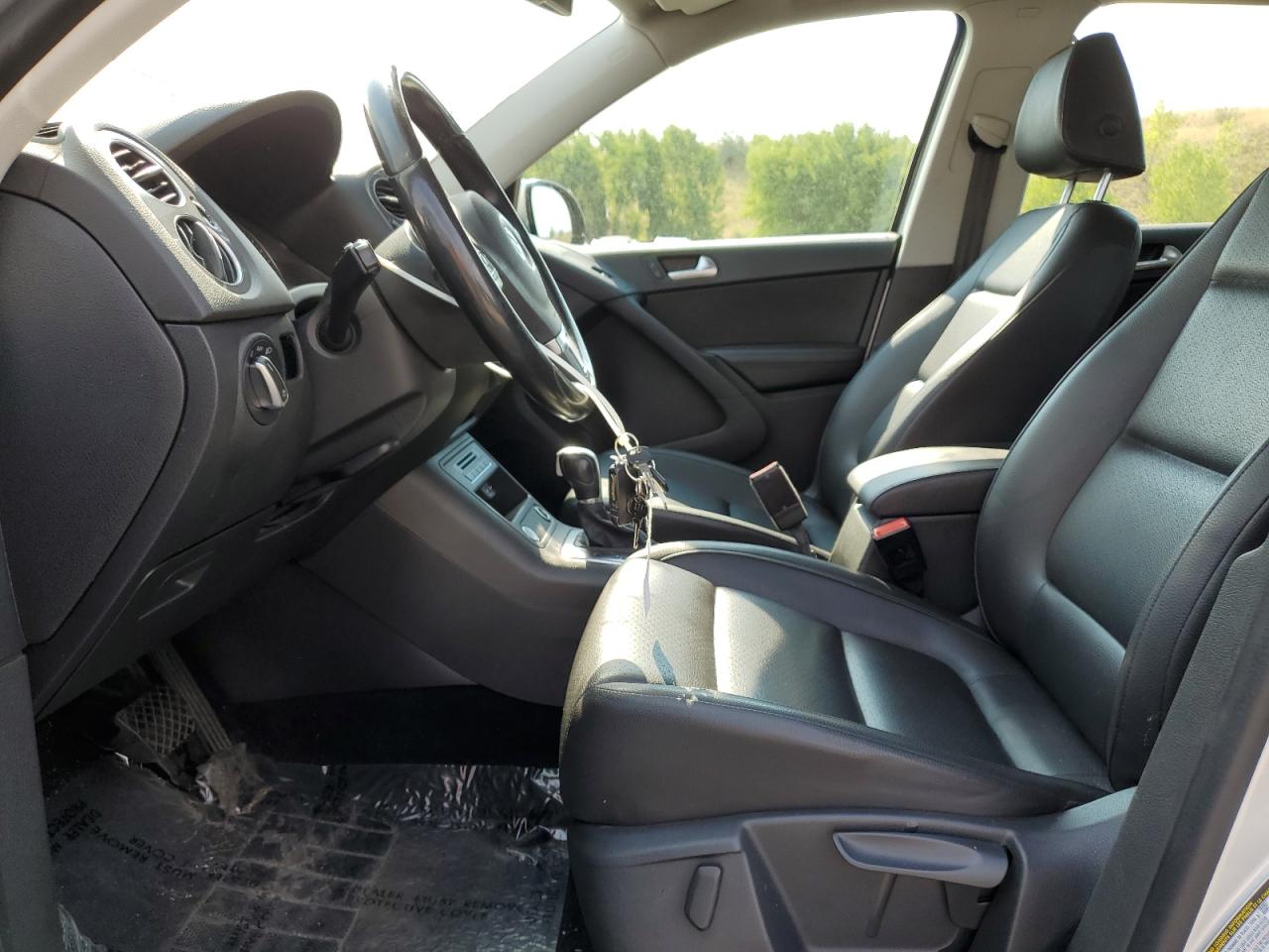 2017 Volkswagen Tiguan S VIN: WVGAV7AX4HK000380 Lot: 67418075