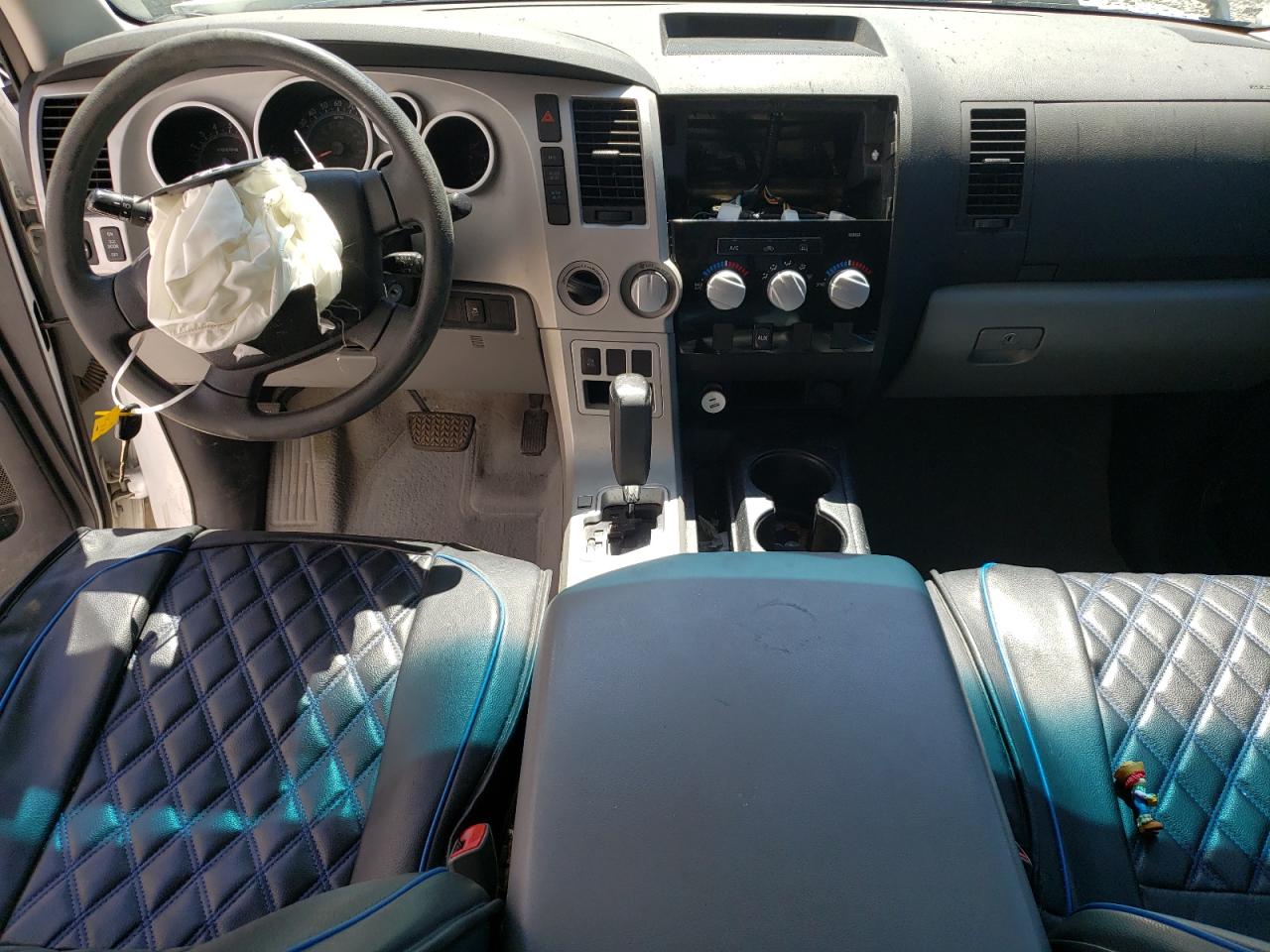 2008 Toyota Tundra Double Cab VIN: 5TFBV54138X032910 Lot: 68391325