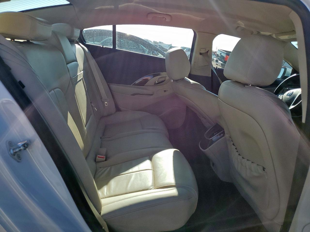 2015 Buick Lacrosse VIN: 1G4GB5G31FF323027 Lot: 69928645