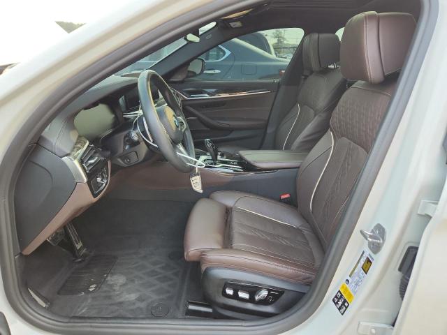  BMW 5 SERIES 2022 Белы