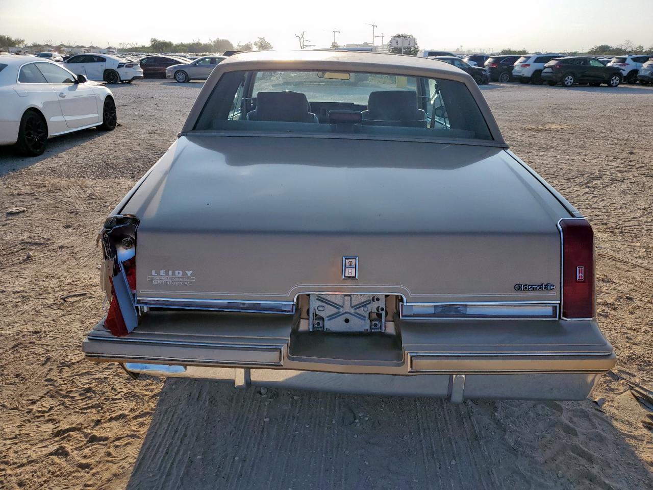 1987 Oldsmobile Cutlass Supreme VIN: 1G3GR11A1HP325003 Lot: 69469625