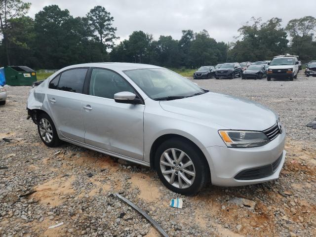 Sedans VOLKSWAGEN JETTA 2014 Silver