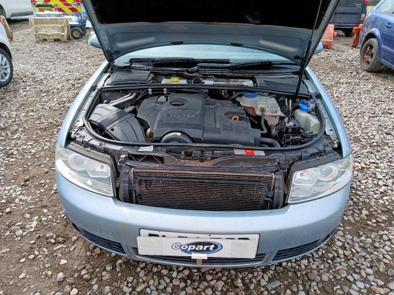 2004 AUDI A4 SE
