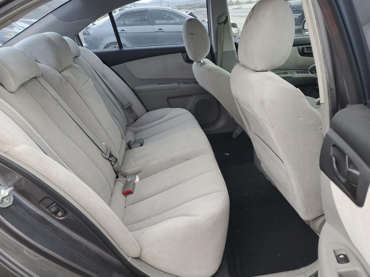 2008 Kia Optima Lx VIN: KNAGE124185215405 Lot: 70379555