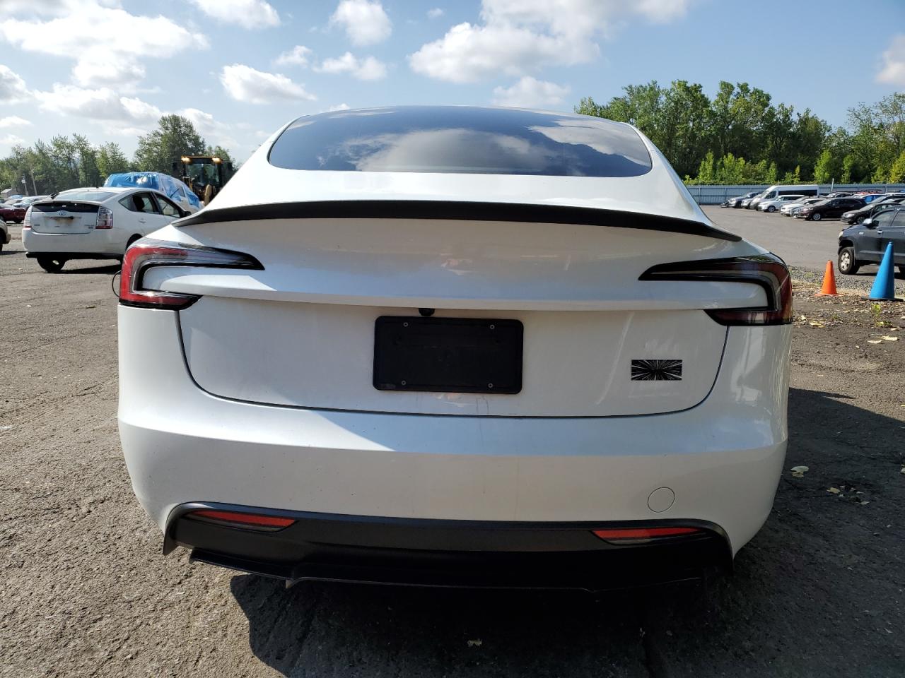 2025 Tesla Model 3 VIN: 5YJ3E1ET8SF939084 Lot: 67816775