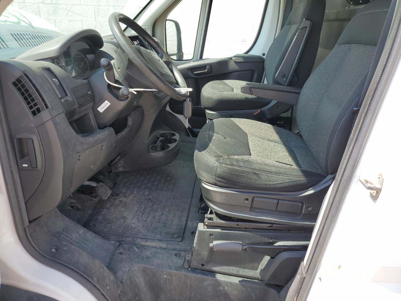 2014 Ram Promaster 2500 2500 High VIN: 3C6TRVDG1EE129300 Lot: 70022985