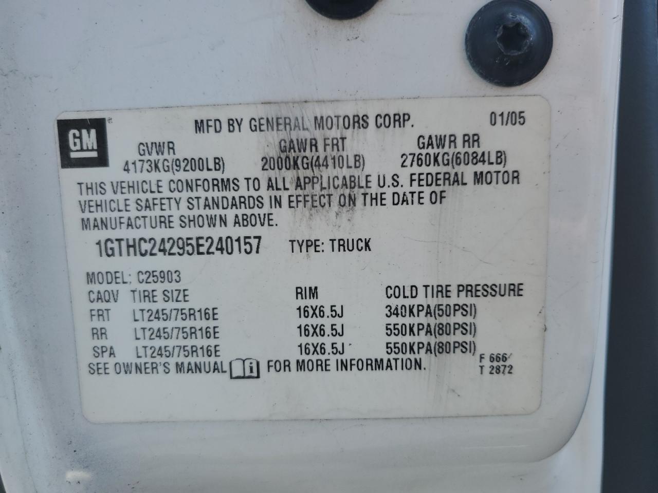 2005 GMC Sierra C2500 Heavy Duty VIN: 1GTHC24295E240157 Lot: 68437935