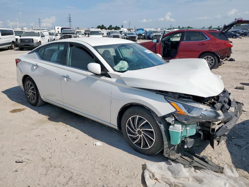  NISSAN ALTIMA 2019 Белы