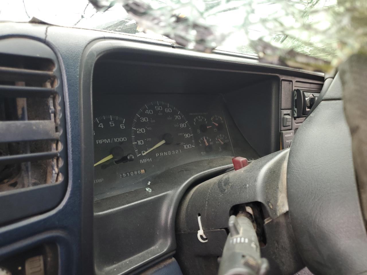 1998 Chevrolet Gmt-400 C1500 VIN: 1GCEC19M7WE216724 Lot: 69765055