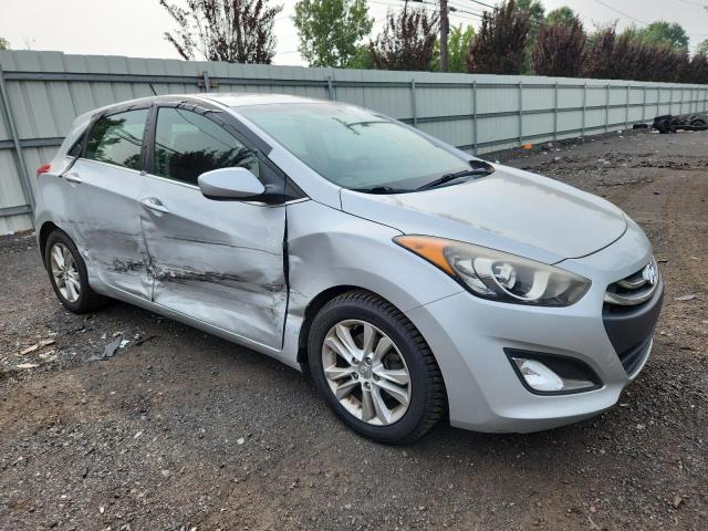 Hatchbacks HYUNDAI ELANTRA 2014 Srebrny