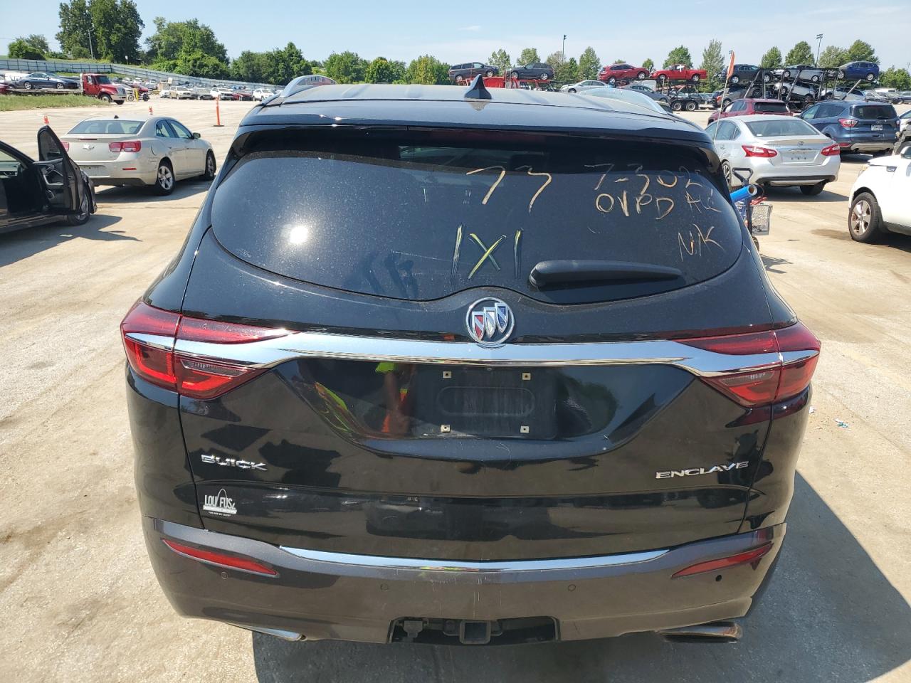 2018 Buick Enclave Essence VIN: 5GAERBKW6JJ138888 Lot: 67452545