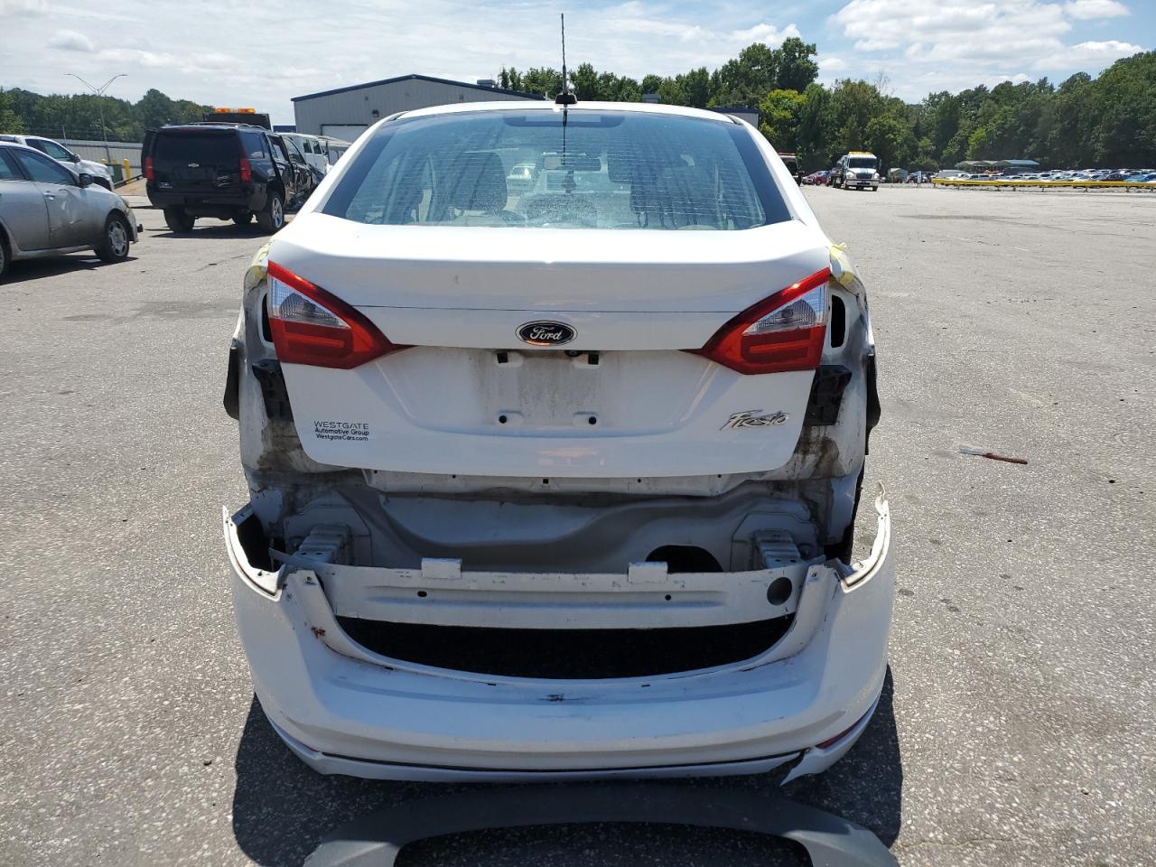 2018 Ford Fiesta S VIN: 3FADP4AJ2JM141765 Lot: 66469105