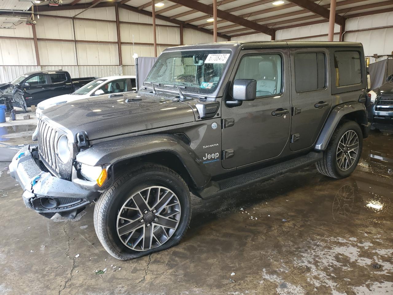 SAHARA  Pre-Owned 2018 Jeep Wrangler JK Unlimited Sahara Convertible