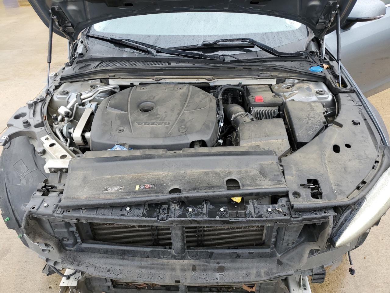 2019 Volvo S90 T5 Momentum VIN: LVY102AK0KP111053 Lot: 71067305