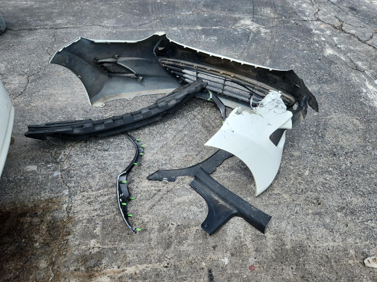 2013 Hyundai Elantra Gls VIN: 5NPDH4AE4DH372767 Lot: 67405985