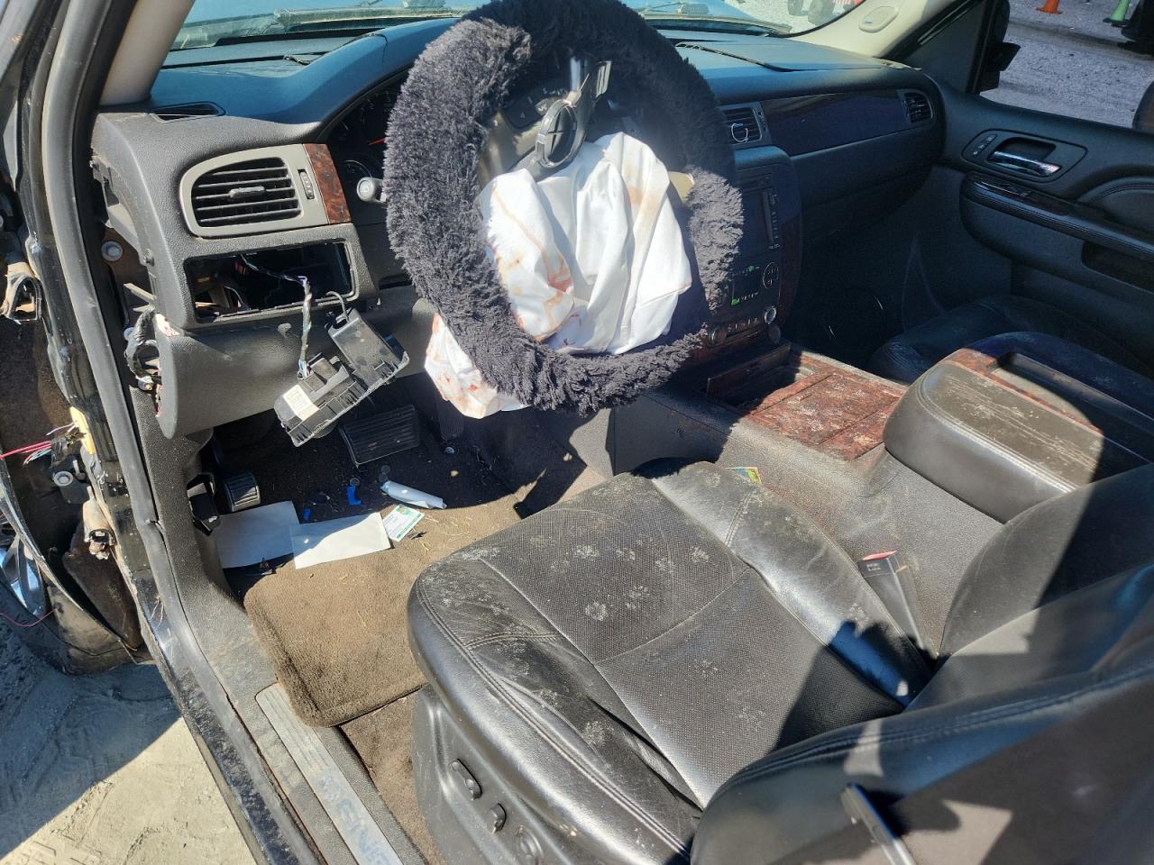 2010 GMC Yukon Denali VIN: 1GKUKEEF8AR189262 Lot: 69472605