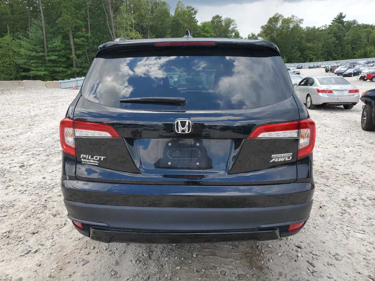 2022 Honda Pilot Se VIN: 5FNYF6H20NB102319 Lot: 70212215