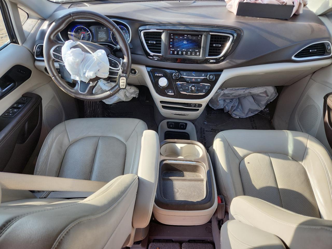 2020 Chrysler Pacifica Touring L VIN: 2C4RC1BG2LR275491 Lot: 70871265