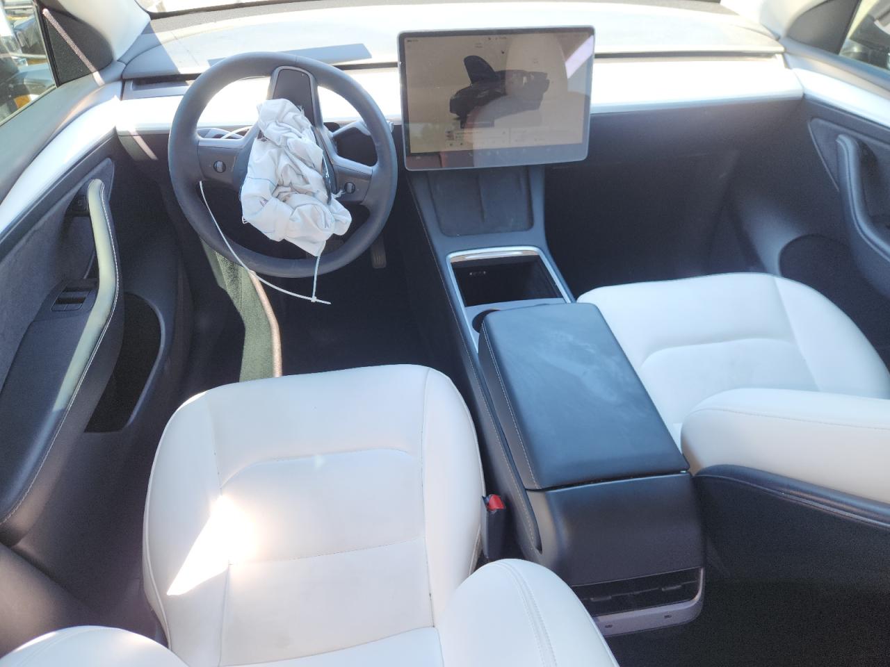 2022 Tesla Model Y VIN: 7SAYGAEE4NF559698 Lot: 69386405