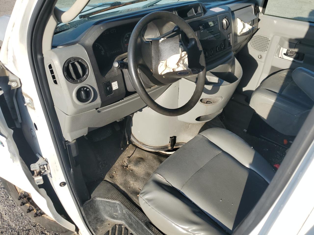 2013 Ford Econoline E350 Super Duty Cutaway Van VIN: 1FDWE3FL5DDB20658 Lot: 67215265