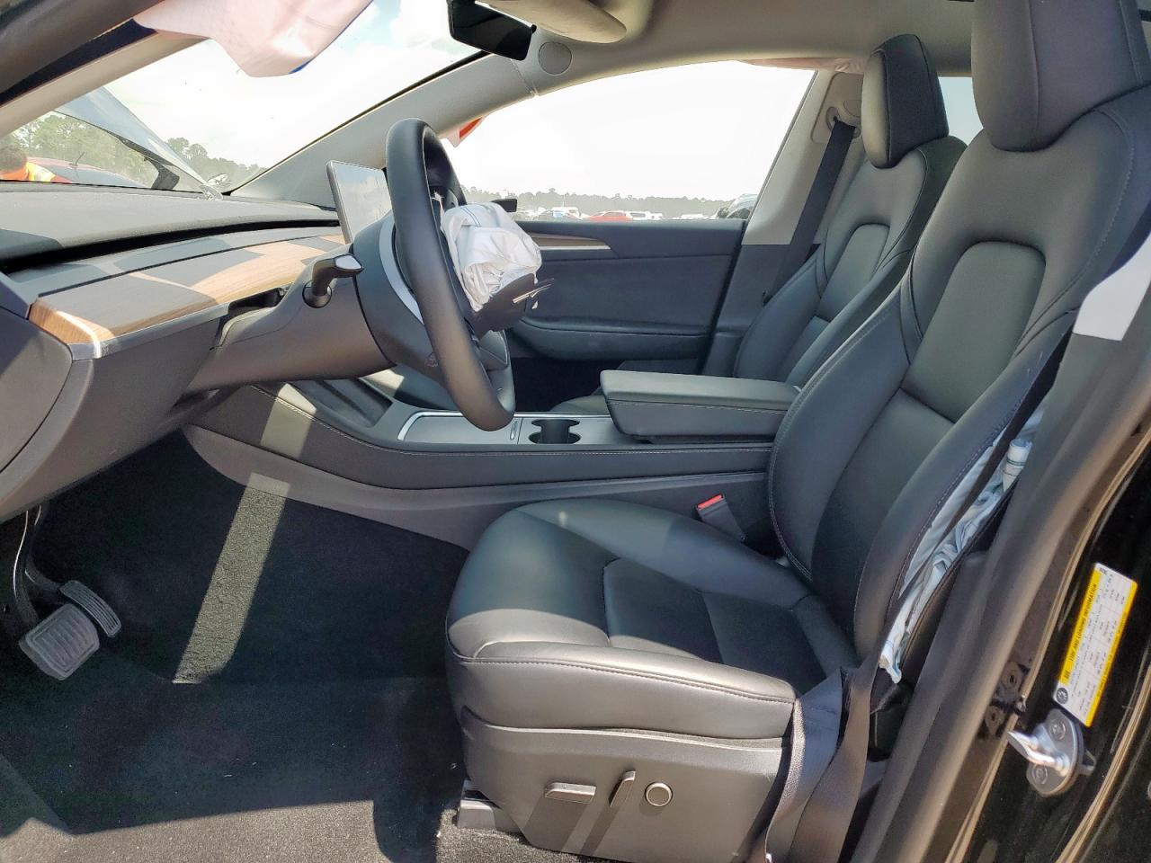 2023 Tesla Model Y VIN: 7SAYGDEE7PA063506 Lot: 67726305