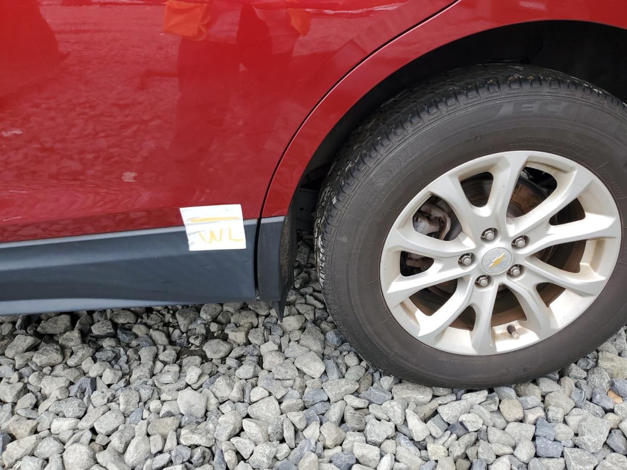 2018 Chevrolet Equinox Lt VIN: 2GNAXSEV5J6165980 Lot: 69562305