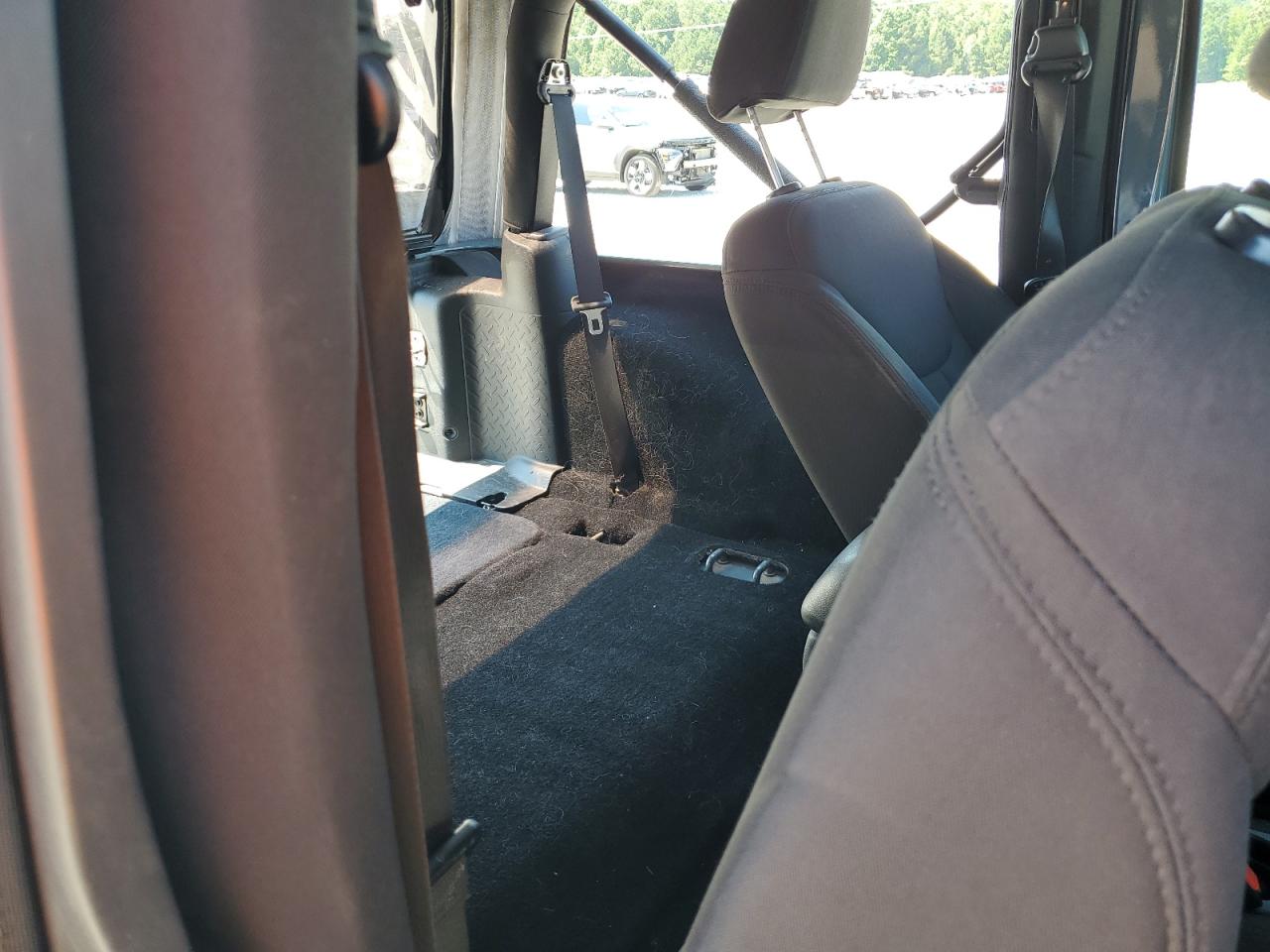 2014 Jeep Wrangler Sport VIN: 1C4AJWAG6EL259663 Lot: 69886865