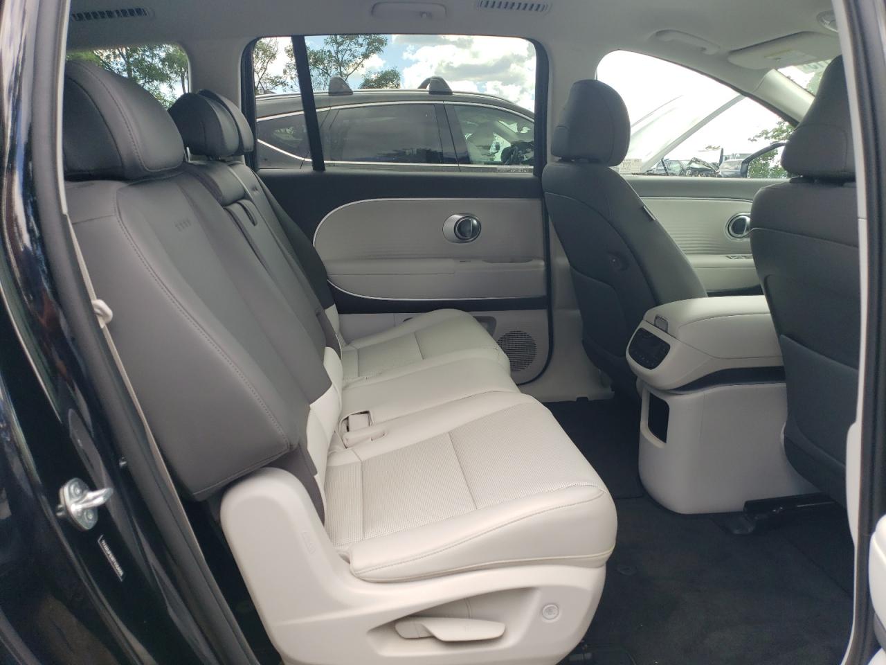 2026 Hyundai Ioniq 9 Sel VIN: 7YAMUFS38TY004666 Lot: 70524115