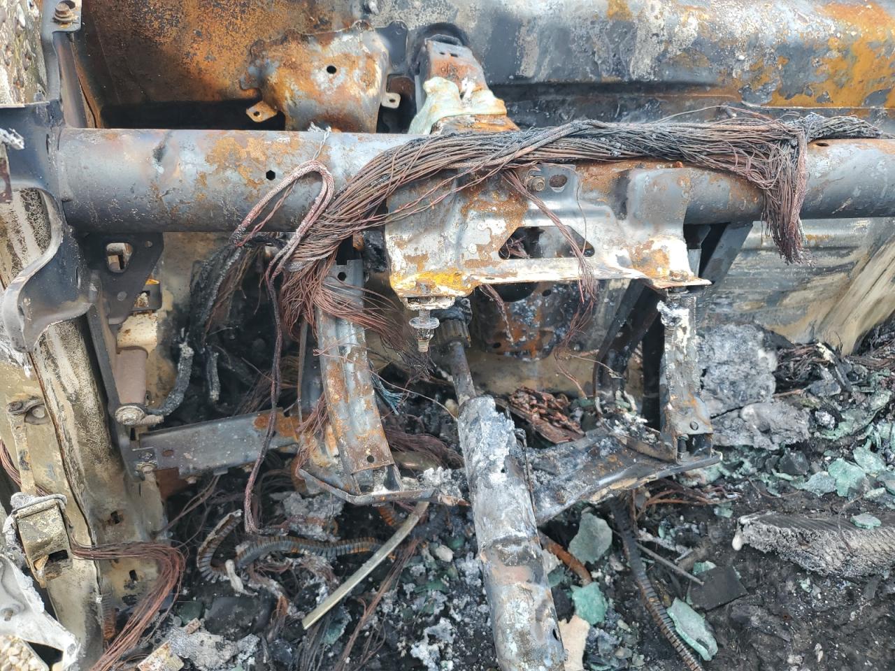 2020 GMC Sierra K1500 Sle VIN: 3GTU9BED2LG194884 Lot: 70138655