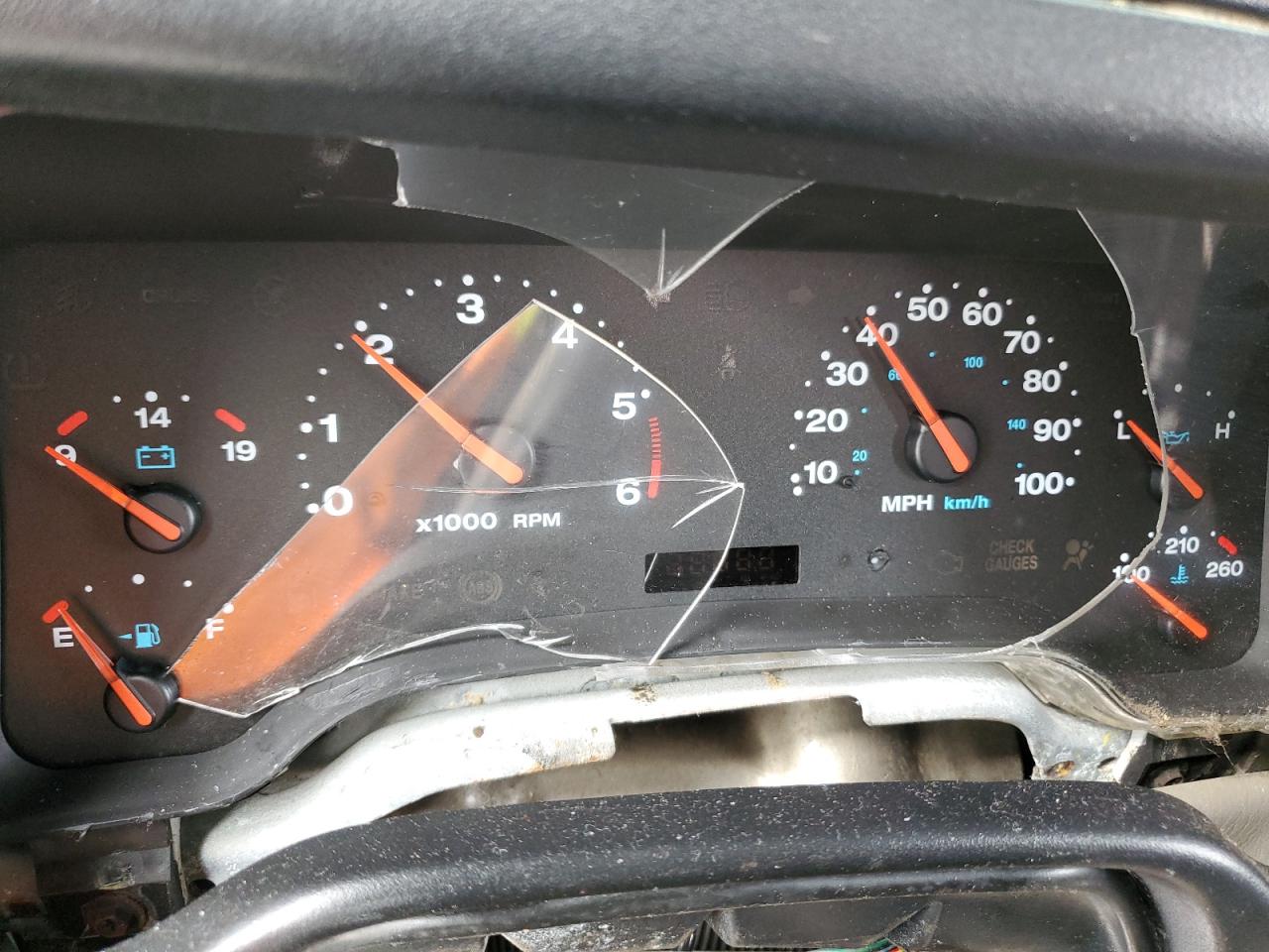 2004 Jeep Wrangler X VIN: 1J4FA39S84P744112 Lot: 67198435