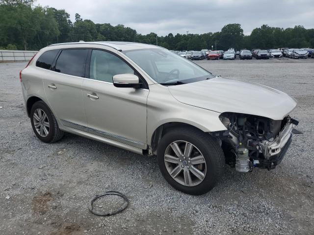 VOLVO XC60 2017 Кремовый