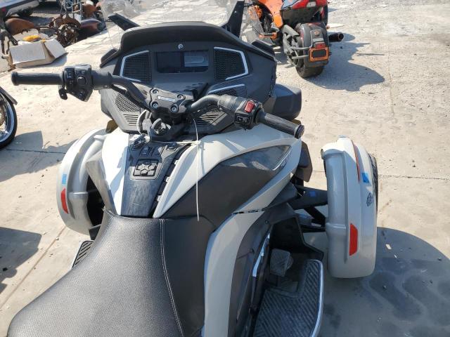 2021 CAN-AM SPYDER ROADSTER RT  