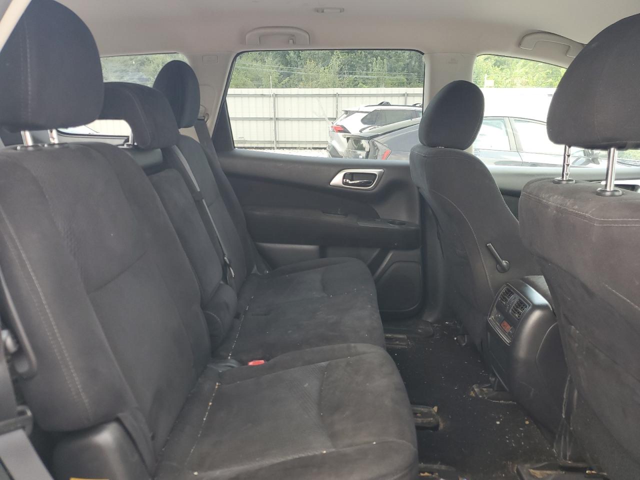 2015 Nissan Pathfinder S VIN: 5N1AR2MN5FC699351 Lot: 67265755