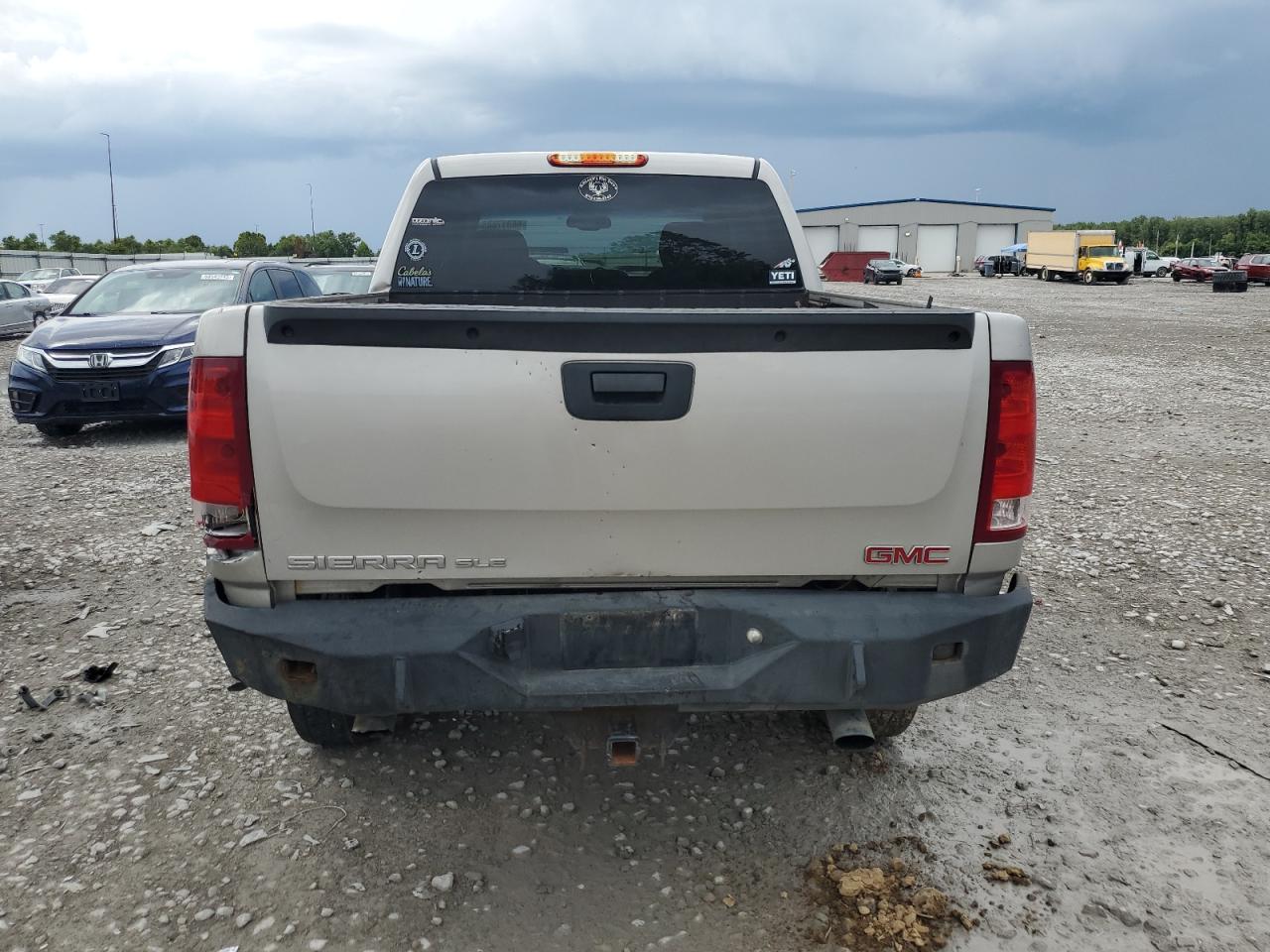 2008 GMC Sierra K1500 VIN: 3GTEK13J58G256460 Lot: 68017885