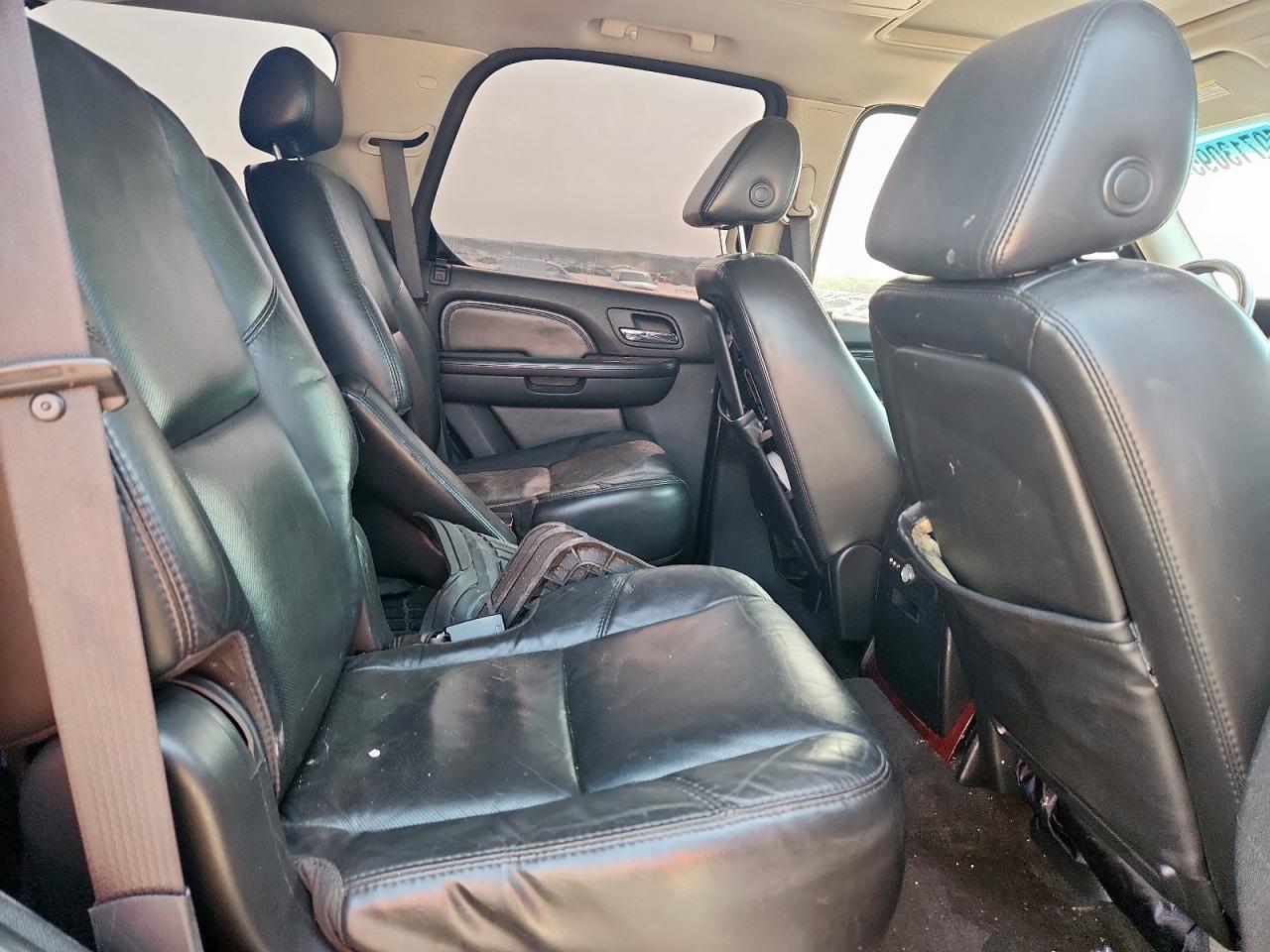 2007 Cadillac Escalade Luxury VIN: 1GYFK63837R344026 Lot: 70713095