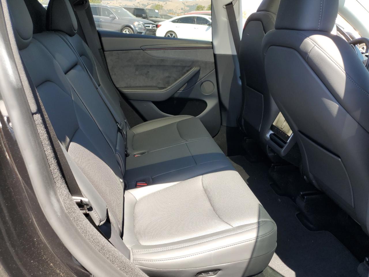 2026 Tesla Model Y VIN: 7SAYGDEE2TF368716 Lot: 69052045