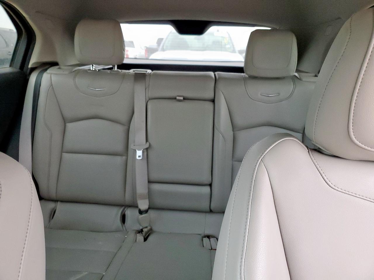 2023 Cadillac Xt4 Luxury VIN: 1GYAZAR48PF103352 Lot: 69736635