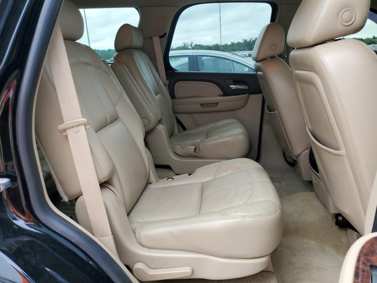 2008 GMC Yukon Denali VIN: 1GKFK63818J129030 Lot: 69905515