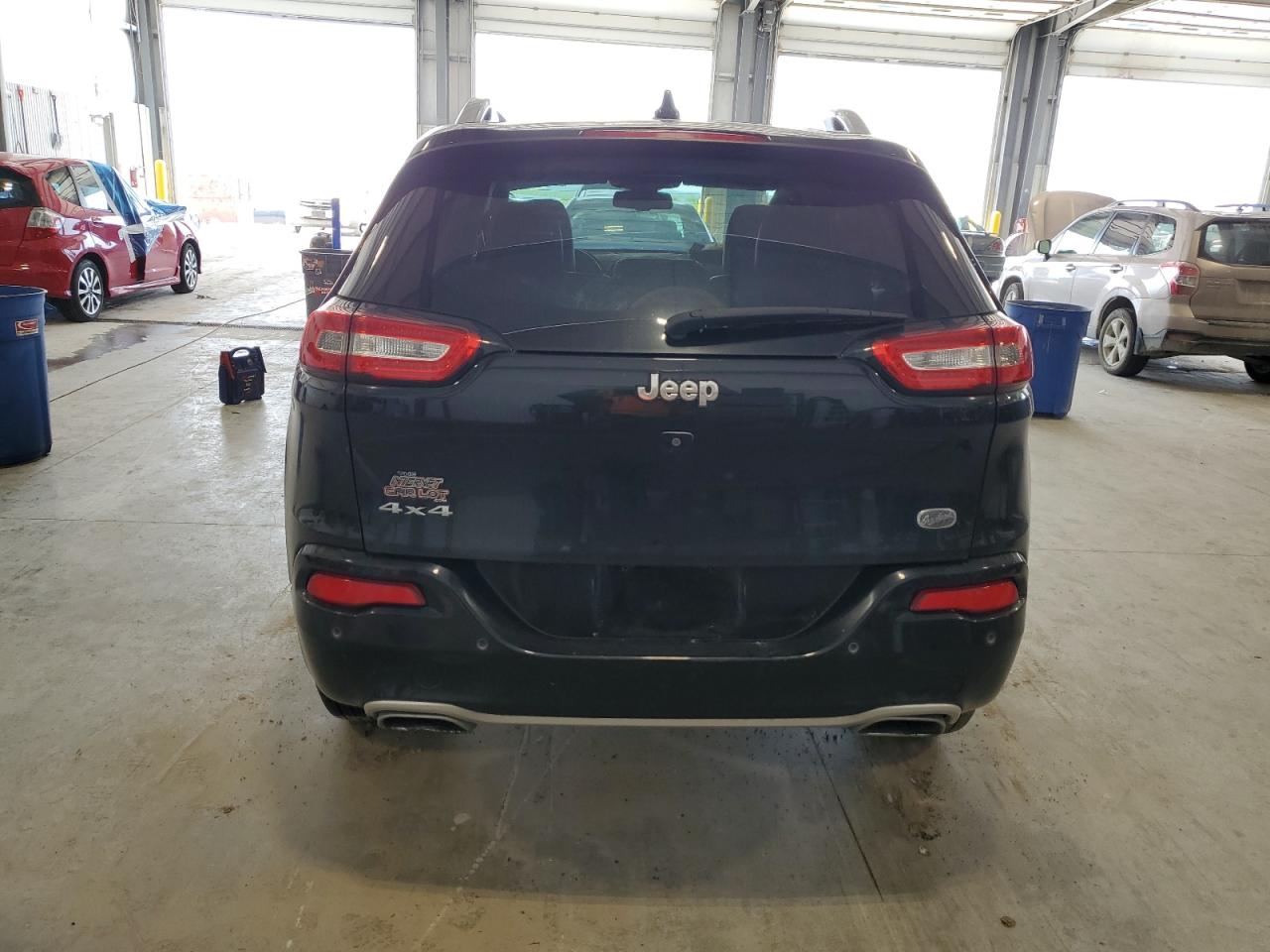 2018 Jeep Cherokee Overland VIN: 1C4PJMJX1JD597975 Lot: 67560015