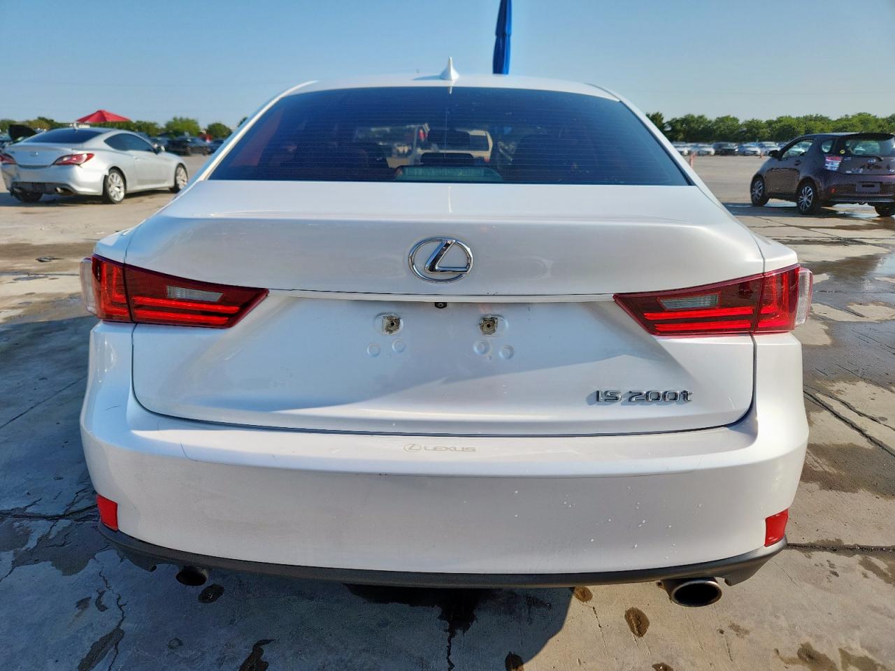 2016 Lexus Is 200T VIN: JTHBA1D2XG5013289 Lot: 68162905