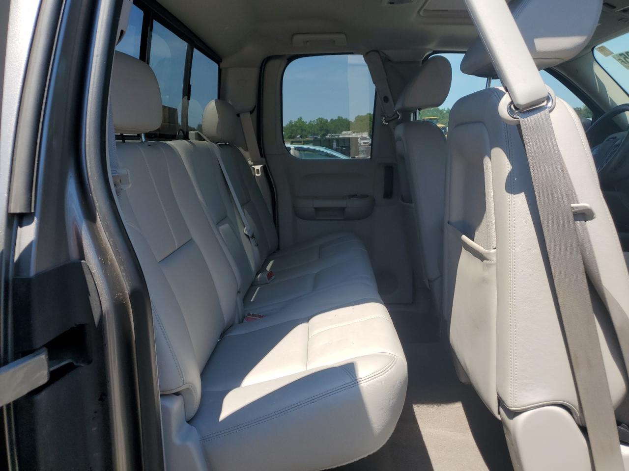 2008 GMC Sierra C1500 VIN: 1GTEC19028Z199341 Lot: 70141505