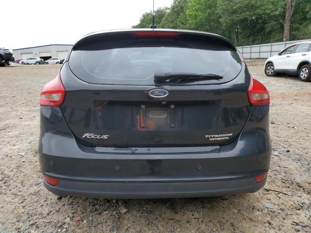 Hatchbacks FORD FOCUS 2015 Czarny