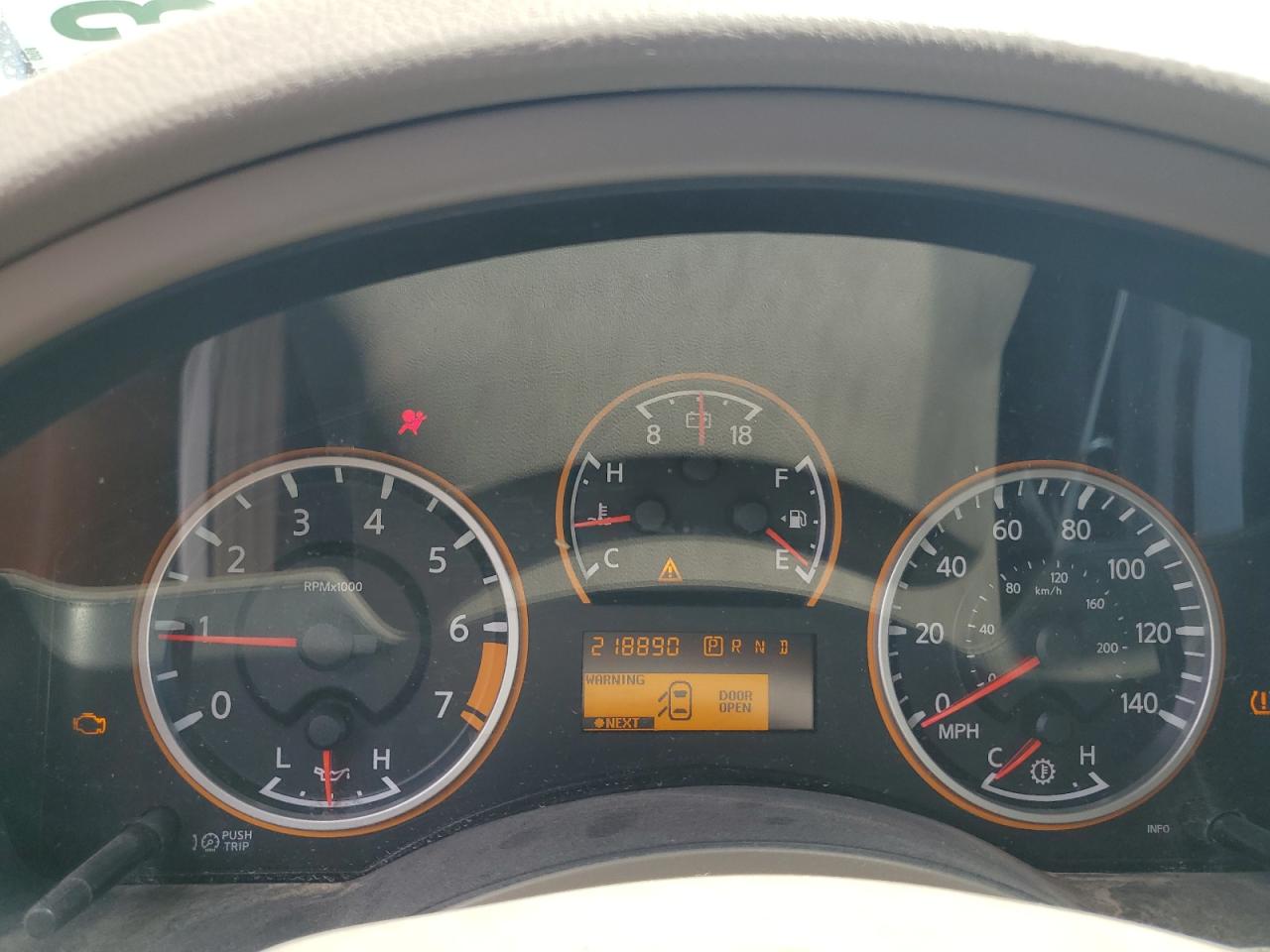 2012 Nissan Armada Sv VIN: 5N1AA0NDXCN620953 Lot: 68933865