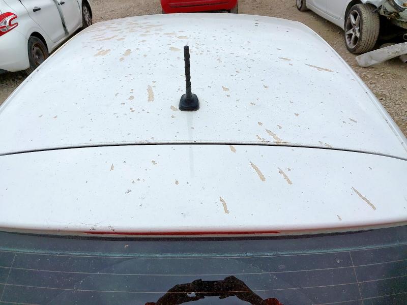 2015 VOLKSWAGEN POLO S AC 
