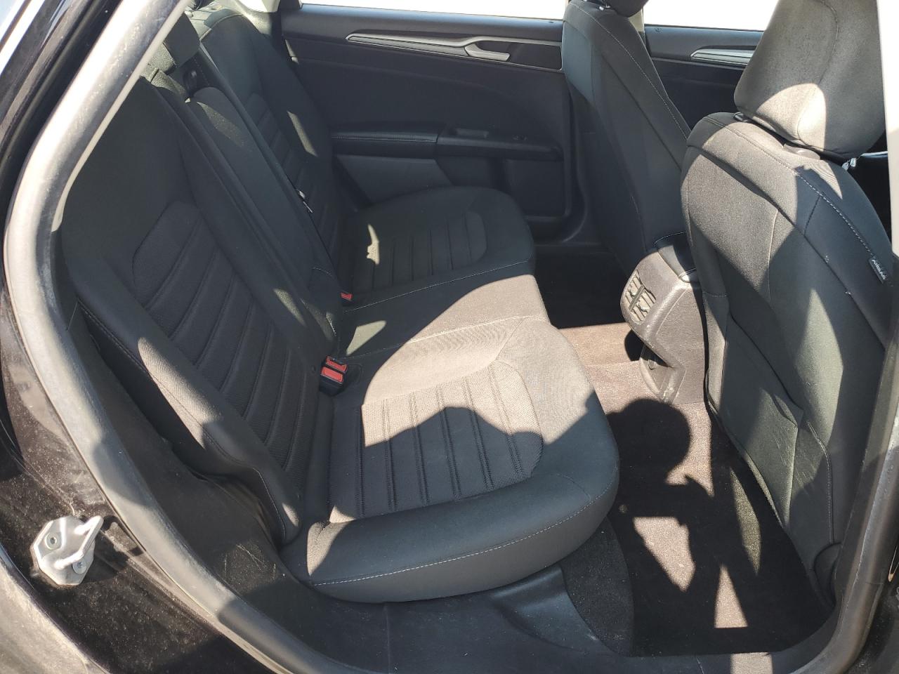 2020 Ford Fusion Se VIN: 3FA6P0HD6LR235333 Lot: 68750385